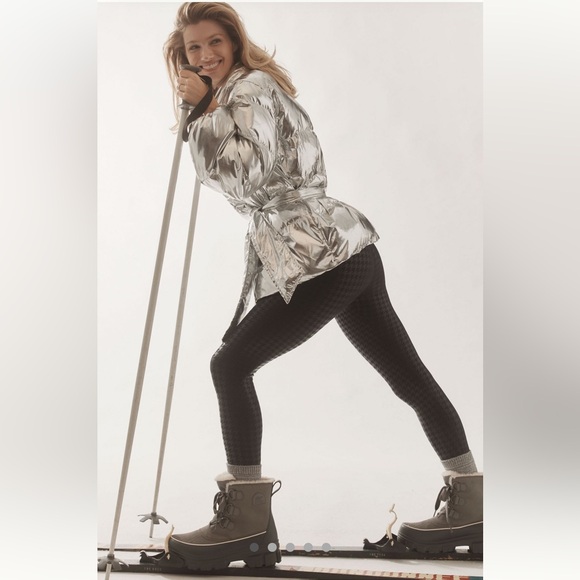 Anthropologie NWT stunning SZ XS metallic silver belted puffer coat/jacket - Picture 7 of 11